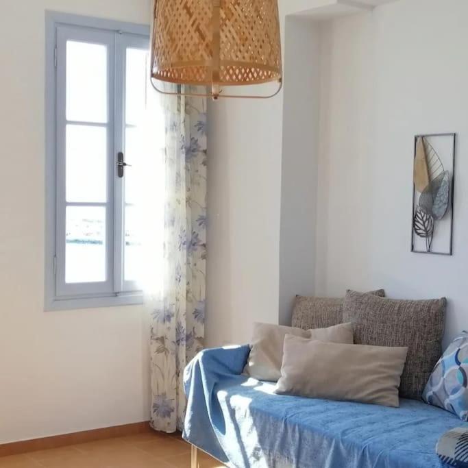Aegina Port Apt 2-Διαμέρισμα Στο Λιμάνι Της Αίγινας 2 Dış mekan fotoğraf