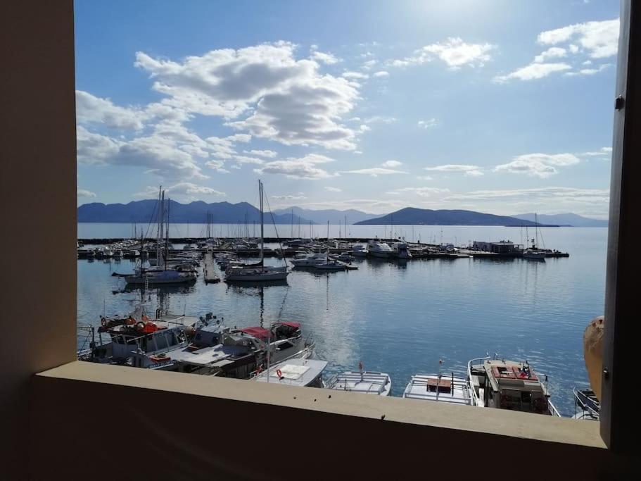 Aegina Port Apt 2-Διαμέρισμα Στο Λιμάνι Της Αίγινας 2 Dış mekan fotoğraf