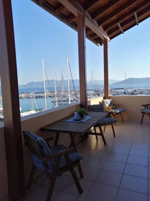 Aegina Port Apt 2-Διαμέρισμα Στο Λιμάνι Της Αίγινας 2 Dış mekan fotoğraf