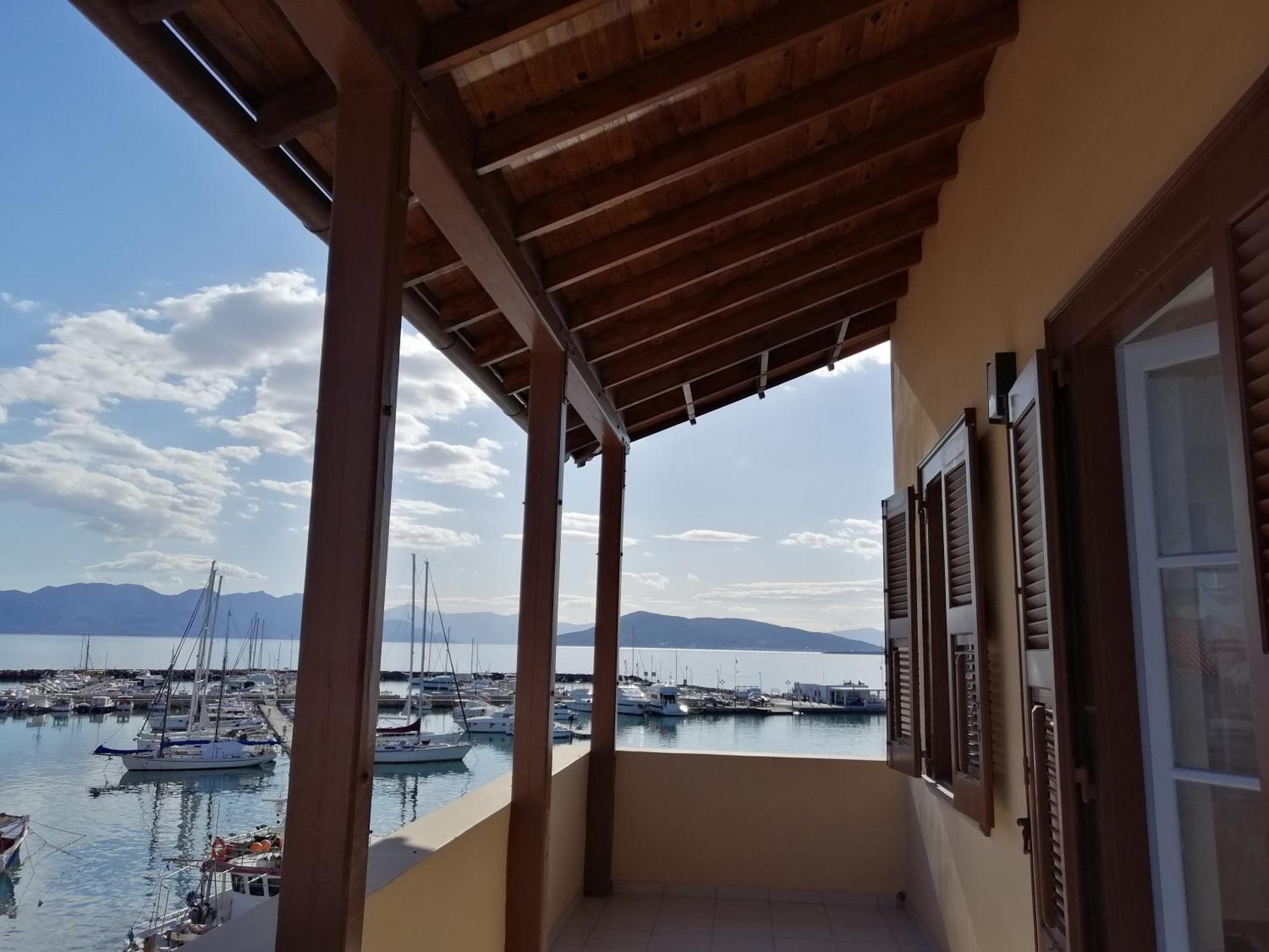 Aegina Port Apt 2-Διαμέρισμα Στο Λιμάνι Της Αίγινας 2 Oda fotoğraf